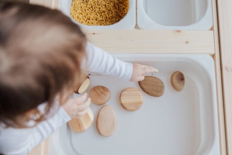 88+ Fun Activities and Play Ideas for One-Year-Olds